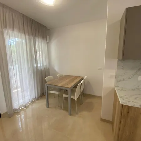 Equipped With Everything Need Apartment *